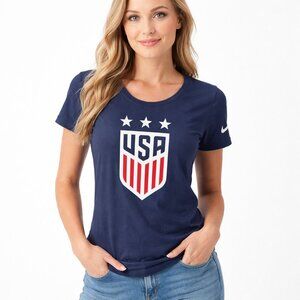 Nike US National Team Crest Soccer Fan Gear Blue Navy Womens Tee Shirt M
